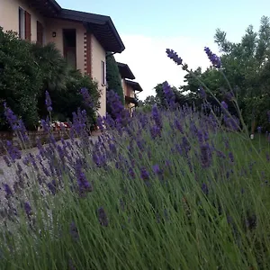 https://casale-el-galet.it-lombardy.com